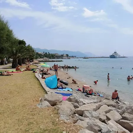 Apartments Frano I Franka By The Sea Apartment