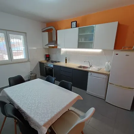 Frano I Franka By The Sea Orebić