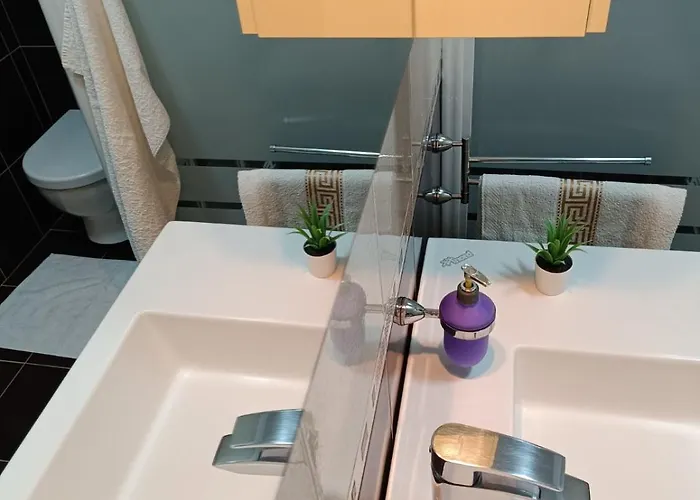 Frano I Franka By The Sea